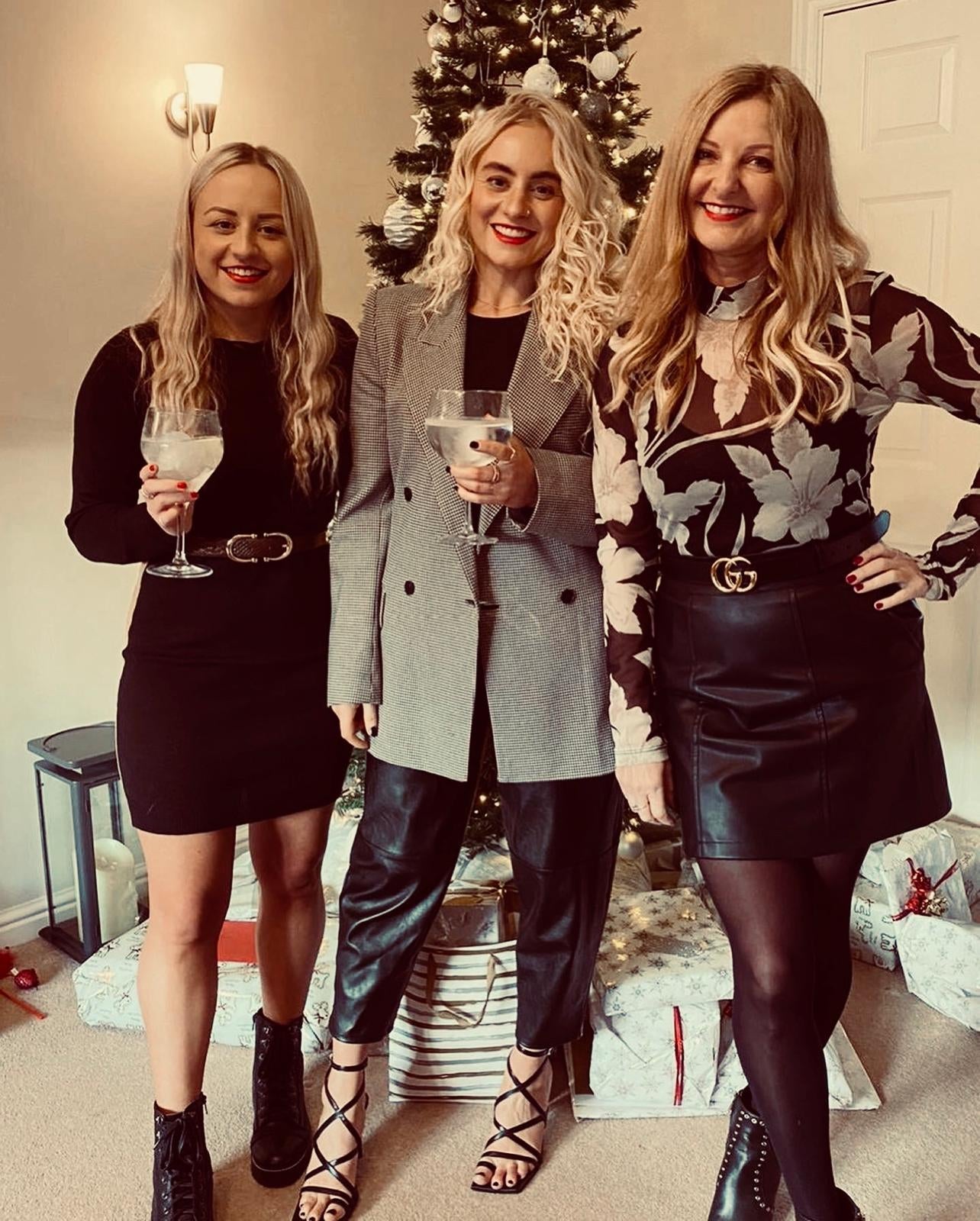 Kate (left) with her sister Kelly (middle) and her mum Michaela (right)
