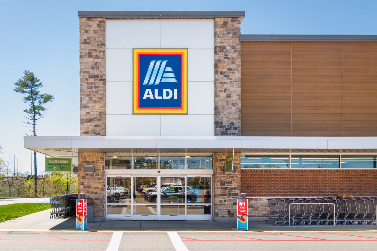 Aldi closes at 4 p.m. on Christmas Eve